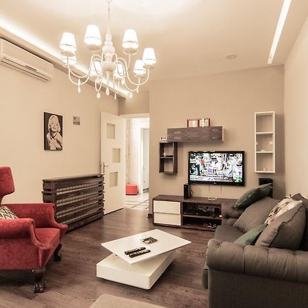 Fiko Center of Belgrade Appartement Buitenkant foto