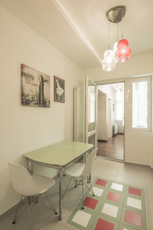 Fiko Center of Belgrade Appartement Buitenkant foto